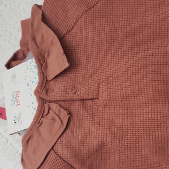 DISNEY BABY WINNIE THE POOH 1 PIECE W/ BOW - Picture 10 of 11